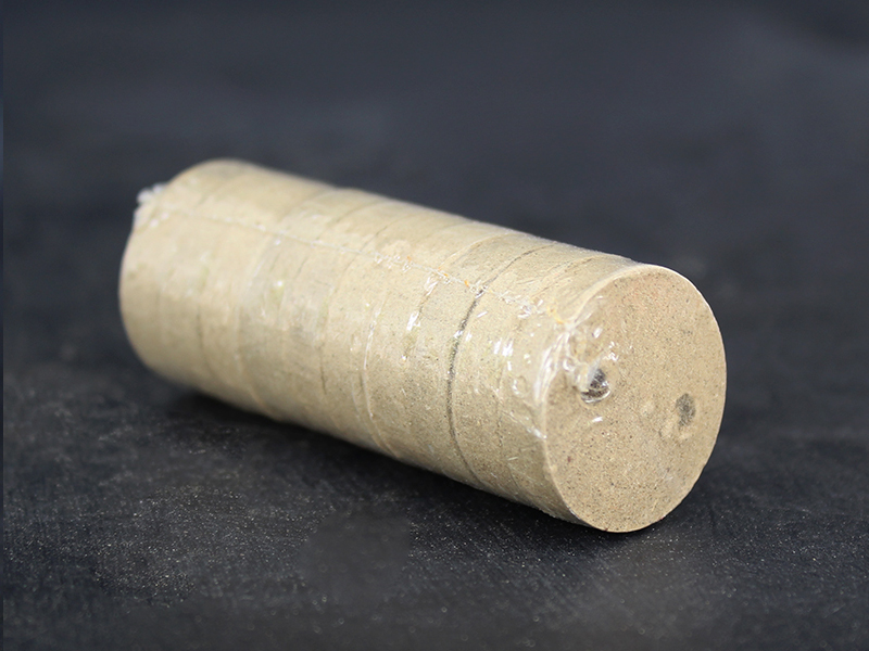 圓形雙孔艾餅2.4*0.6CM